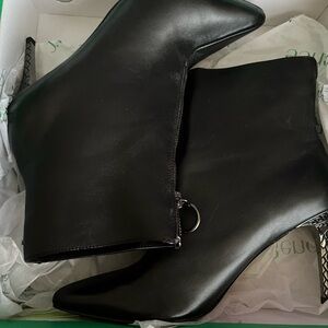 J.Renee Black Pointed-Toe Stiletto Ankle Boots